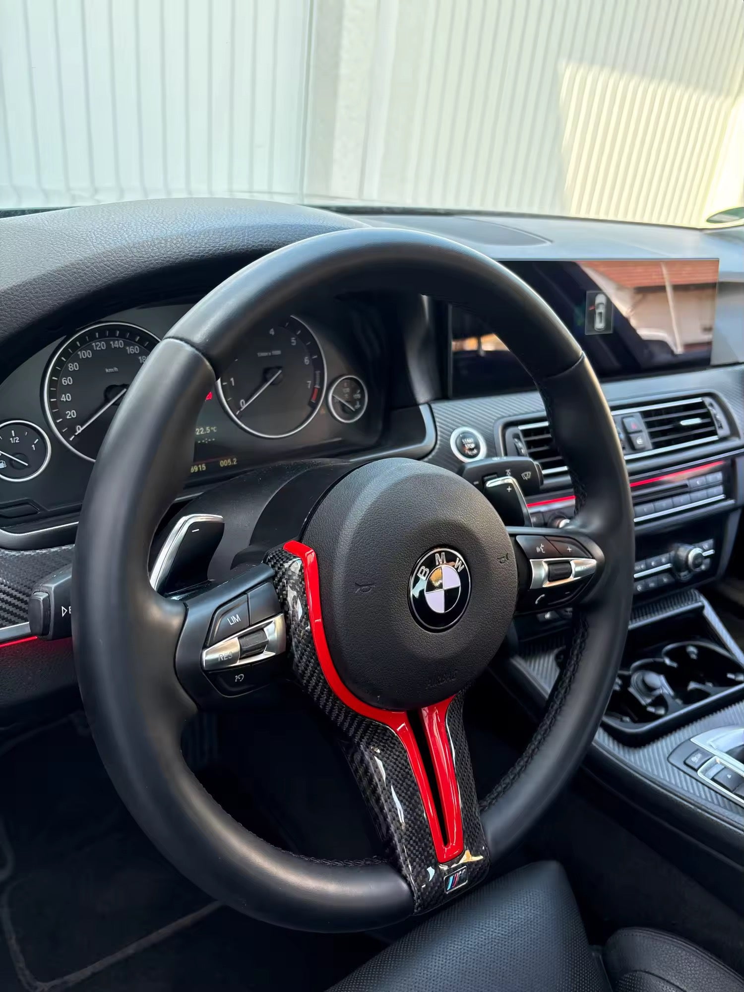 I6-Carbon steering wheel clasp F-series