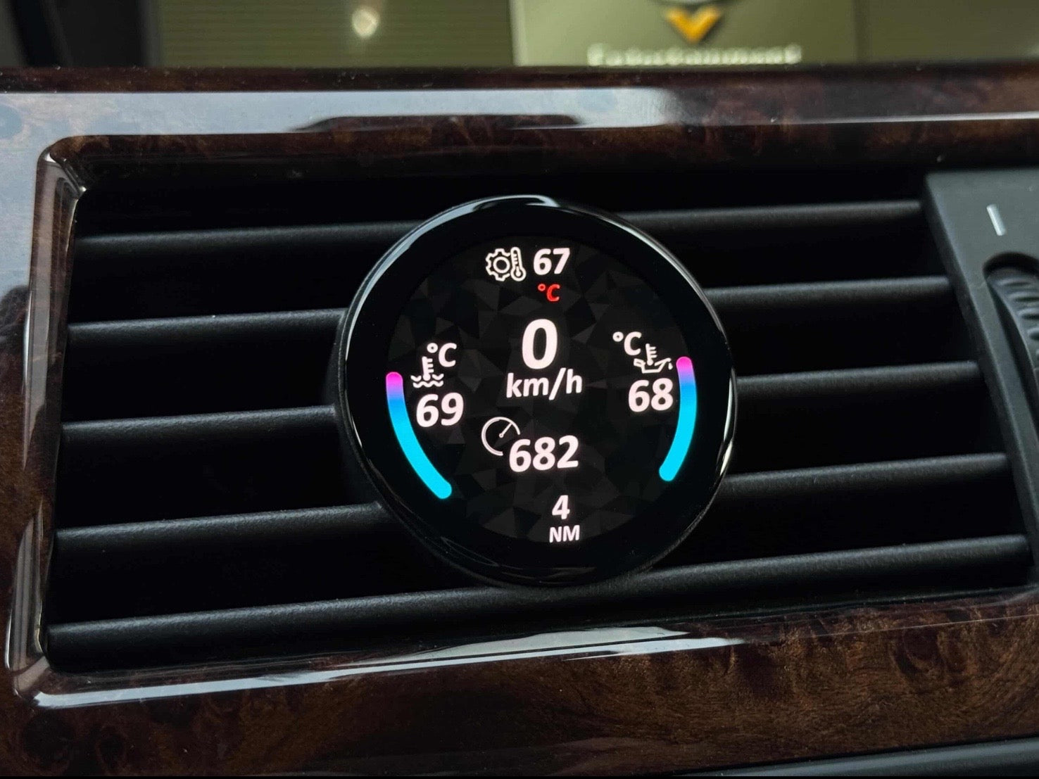 I6- Data Display E6x LHD Rund