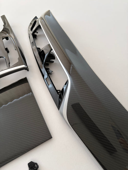 I6- Carbon Interior Leisten BMW G3X LHD