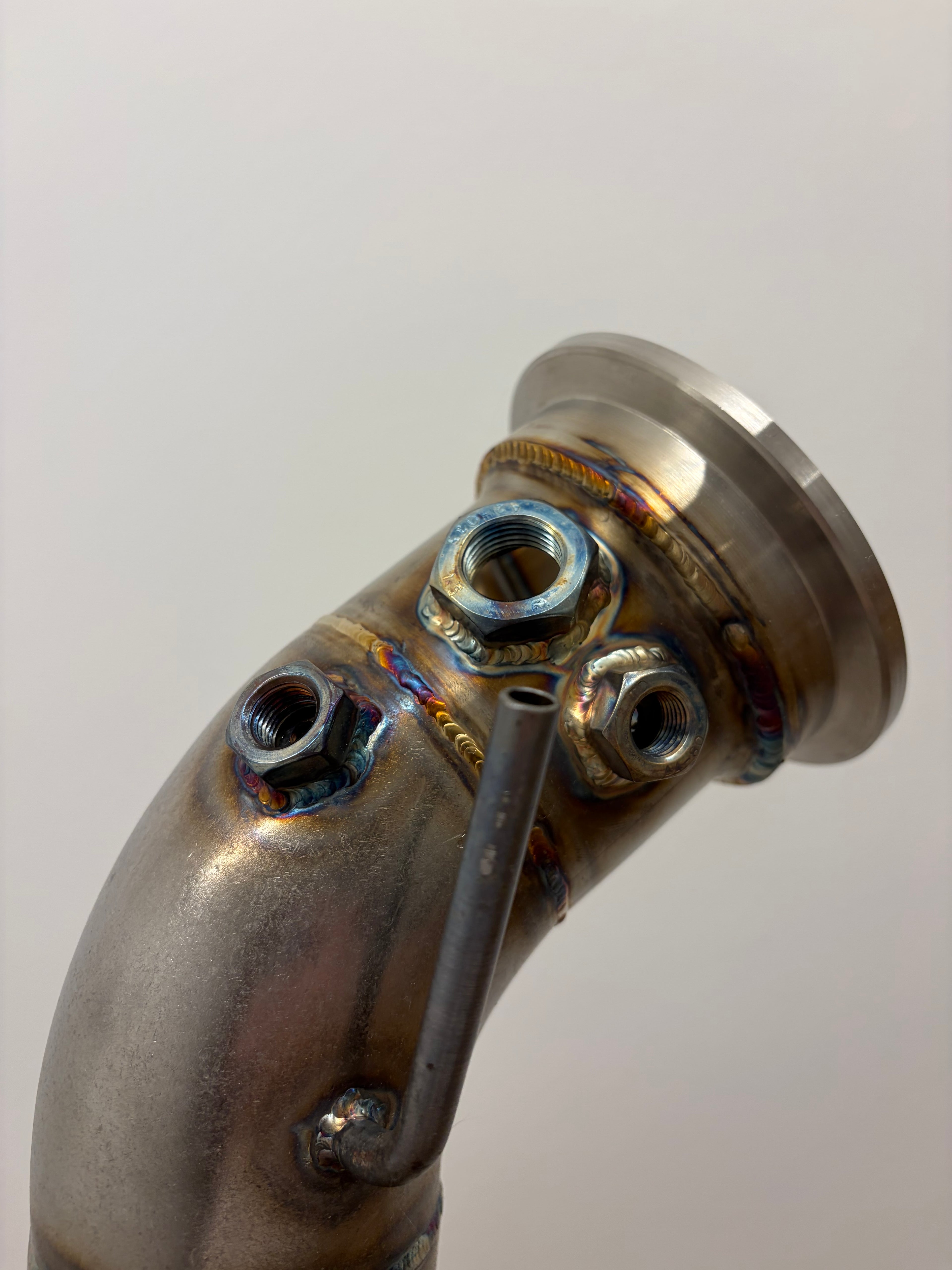 I6-Handgeschweißte Edelstahldownpipe B48