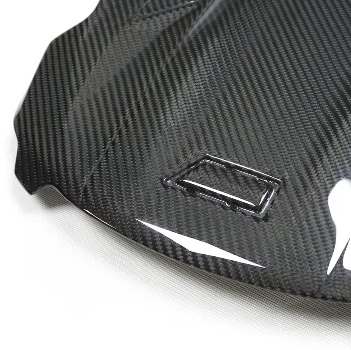 Inline6 – Forged Carbon Motorabdeckung F95 X5M / X6M